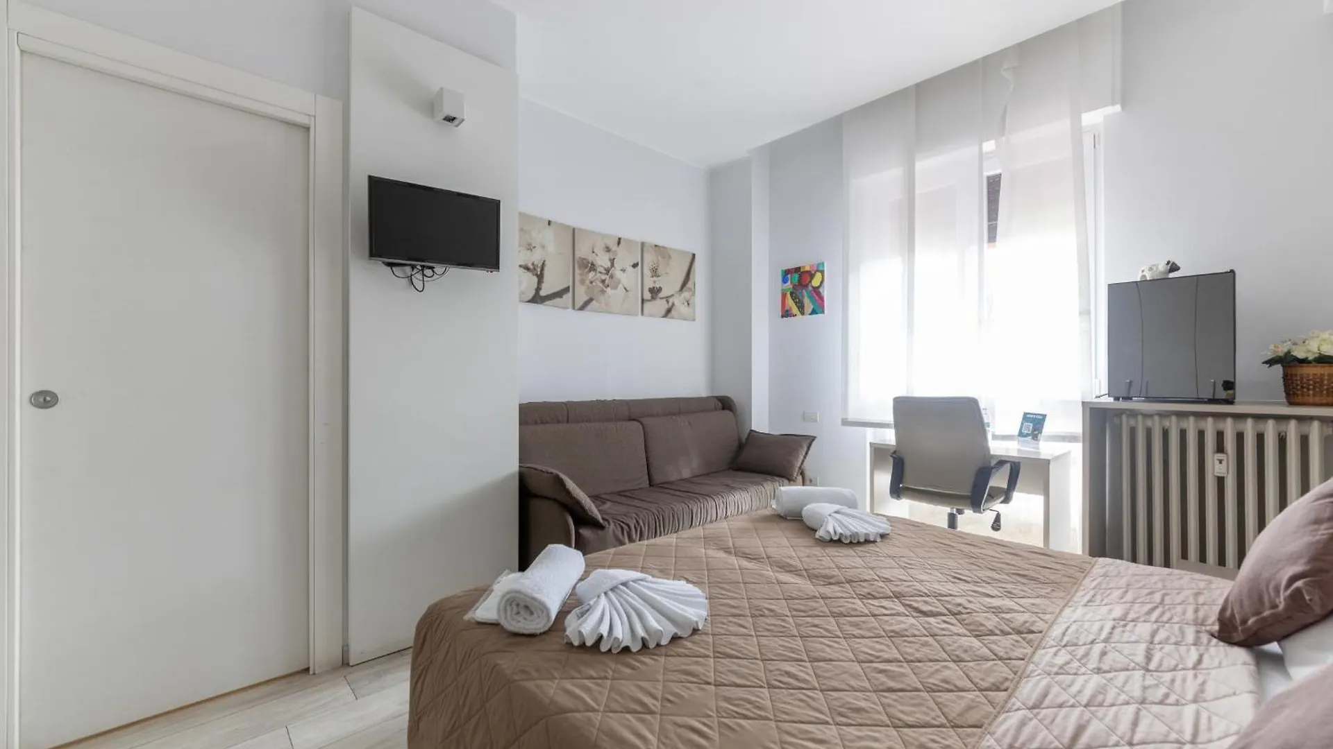 Chezromyk The Kosher B&B Milan Italy